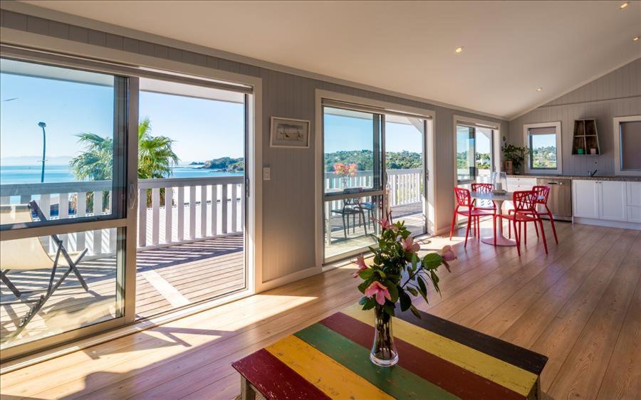 Willa The Waiheke Pad - In The Heart Of Oneroa! Zewnętrze zdjęcie